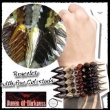 (クイーンオブダークネス) QUEEN OF DARKNESS トゲトゲ ブレスレット 5連スタッズ 5色 黒 金 銅 銀 墨黒 色 鋲 rfo117