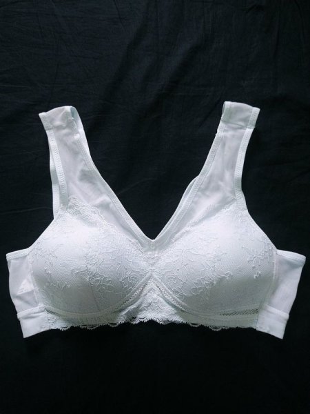画像2: レディース はけるブラ ブラジャー 肩らくのびのび レース 快適ノンワイヤー 婦人 レディース 下着 グレー ウォーターブルー 灰色 水色 無地　クリックポスト送料無料/mbm50 (2)